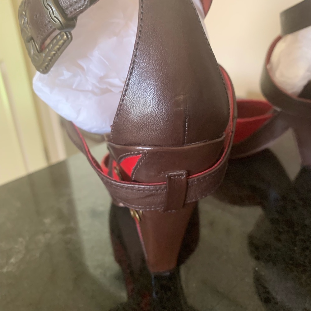 Designer shoes - Picture 5 of 5